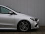 Mercedes-Benz B-klasse 180 Business Solution AMG 136 Pk Automaat Navigatie / DAB / Apple Carplay / Camera / Stoelverwarming / Trekhaak