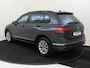 Volkswagen Tiguan 1.4 TSI eHybrid Life | SoH 99% | Panoramadak | Keyless | Achteruitrijcamera | Navigatie | Adaptieve cruise control | Dodehoek detectie | 3-zone airco |
