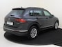 Volkswagen Tiguan 1.4 TSI eHybrid Life | SoH 99% | Panoramadak | Keyless | Achteruitrijcamera | Navigatie | Adaptieve cruise control | Dodehoek detectie | 3-zone airco |