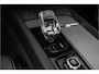 Volvo XC60 2.0 T8 Plug-in hybrid AWD Ultra Dark Pano Luchtvering H/K 21"