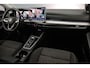 Volkswagen Golf Life Edition 1.5 eTSI 115pk DSG Automaat Adaptive cruise control, Parkeersensoren, Stuurwiel verwarmd, LED koplampen, Airco, DAB, Stoelverwarming, App connect