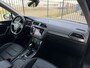 Volkswagen Tiguan 2.0 TSI 4Motion R-Line 220pk Pano Memory Trekhaak Camera Carplay