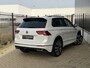 Volkswagen Tiguan 2.0 TSI 4Motion R-Line 220pk Pano Memory Trekhaak Camera Carplay