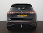 Volkswagen Tiguan 1.5 eHybrid R-Line Edition Panoramadak - Camera - 20 Inch - Trekhaak - Matrix Led