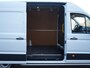 Volkswagen Crafter Bedrijfswagens 30 2.0 TDI L3H3 Highline Betimmering - Camera - Trekhaak - Navigatie