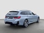 BMW 3-Serie Touring 320e | M-Sport | Pano | Harman Kardon | 19 inch | Carbon | Stuurwiel verwarmd | Individual | Brooklyn Grey