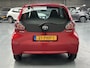 Toyota Aygo 1.0-12V Aspiration Red Navigator NL auto slechts 64025 KM