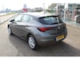Opel Astra 1.0 Turbo Online Edition 5deurs , zeer nette auto Climate control , Cruise control , Navigatie , Bluetooth Parkeersensoren achter en voor