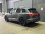 Volkswagen Touareg 3.0 TSi eHybrid 4MOTION R Edition | NIEUW | Nachtzicht | Massage | Panoramadak | 22 Inch | Luchtvering | Trekhaak