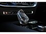 Volvo V60 T6 Automaat Plug-in hybrid AWD Ultra Dark | Elektrisch glazen panorama-dak | Head-up display | Voor- en achterstoelen verwarmd | Stuurwiel verwarmd | Bowers & Wilkins audiosysteem | Keyless entry | Lederen bekleding | Extra getint glas | Google services | Apple Carplay & Android Auto | Elektrisch verstelbare voorstoelen met geheugen |