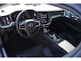 Volvo V60 T6 Automaat Plug-in hybrid AWD Ultra Dark | Elektrisch glazen panorama-dak | Head-up display | Voor- en achterstoelen verwarmd | Stuurwiel verwarmd | Bowers & Wilkins audiosysteem | Keyless entry | Lederen bekleding | Extra getint glas | Google services | Apple Carplay & Android Auto | Elektrisch verstelbare voorstoelen met geheugen |