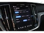 Volvo V60 T6 Automaat Plug-in hybrid AWD Ultra Dark | Elektrisch glazen panorama-dak | Head-up display | Voor- en achterstoelen verwarmd | Stuurwiel verwarmd | Bowers & Wilkins audiosysteem | Keyless entry | Lederen bekleding | Extra getint glas | Google services | Apple Carplay & Android Auto | Elektrisch verstelbare voorstoelen met geheugen |