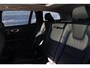 Volvo V60 T6 Automaat Plug-in hybrid AWD Ultra Dark | Elektrisch glazen panorama-dak | Head-up display | Voor- en achterstoelen verwarmd | Stuurwiel verwarmd | Bowers & Wilkins audiosysteem | Keyless entry | Lederen bekleding | Extra getint glas | Google services | Apple Carplay & Android Auto | Elektrisch verstelbare voorstoelen met geheugen |
