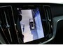 Volvo V60 T6 Automaat Plug-in hybrid AWD Ultra Dark | Elektrisch glazen panorama-dak | Head-up display | Voor- en achterstoelen verwarmd | Stuurwiel verwarmd | Bowers & Wilkins audiosysteem | Keyless entry | Lederen bekleding | Extra getint glas | Google services | Apple Carplay & Android Auto | Elektrisch verstelbare voorstoelen met geheugen |