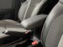 Renault Clio 90PK TCe GPF Techno | 9,3" Navi | Climate Control | Apple CarPlay/Android Auto | Camera | Cruise Control | Parkeersensoren | Full LED | Lichtmetalen Velgen | Digital Cockpit | Licht & Regen Sensor |
