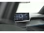 Peugeot e-2008 EV GT 50 kWh | 3 Fase Laadfunctie | Schuif-/Kanteldak | Alcantara Pakket | Camera | Apple Carplay