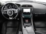Jaguar F-Pace 2.0 R-Sport AWD 25t | Panoramadak | Leder | Stoelverwarming | Bi-Xenon | Camera | Navigatie | 20'' | Meridian Surround | Bluetooth | Cruise control | Parkeerhulp | Climate control