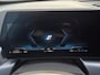 BMW X1 xDrive25e Automaat / Accu SOH 98.31% / M Sportpakket / Premium Pack / Driving Assistant Plus / EAER bereik 81 km bereik stad 101 km / Trekgewicht 1.700 kg / Apple Carplay Android Auto / Elektrische achterklep / Voorstoelen verwarmd / Achteruitrijcamera /