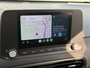 Hyundai Kona Electric EV Comfort Smart 64 kWh / SOH 100% / Afneembare Trekhaak / Warmtepomp / Dealer Onderhouden / Camera / Navigatie Apple Carplay & Android Auto / Adaptieve Cruise Control / Stoel Verwarming / Stuurwiel Verwarming / CCS Snelladen /