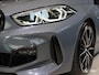 BMW 1-Serie 118i M SPORT / KUIPSTOEL / PANODAK / HIFI / 19"