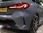 BMW 1-Serie 118i M SPORT / KUIPSTOEL / PANODAK / HIFI / 19"
