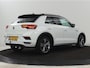 Volkswagen T-Roc 1.5 TSI Sport R Line | Trekhaak | Carplay | Full LED | Navigatie | Virtual Cockpit | Adaptive cruise | Parkeerhulp | 18'' | Climate control | Bluetooth | Getint glas