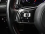 Volkswagen T-Roc 1.5 TSI Sport R Line | Trekhaak | Carplay | Full LED | Navigatie | Virtual Cockpit | Adaptive cruise | Parkeerhulp | 18'' | Climate control | Bluetooth | Getint glas