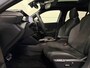 Peugeot 2008 1.2 PureTech 130 GT-Line Pano, ACC, Apple Carplay, Trekhaak, Stoelverwarming, 360° Camera, Massagestoel, Elek Stoel