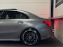 Mercedes-Benz A-klasse 250e AMG Pano, Apple Carplay, ACC, Elek Stoelen, HUD, LED, Achteruitrijcamera, Stoelverwarming, Airco