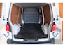Volkswagen Transporter 2.0 TDI L2H1 28 - N.A.P. Airco, Cruise, Carplay, PDC, Trekhaak.