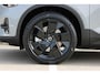 Volvo EC40 Single Motor Extended Range Ultra Black Edition | Demo Deal | Panoramadak | Verwarmbare voorstoelen&stuurwiel | Warmtepomp | Adaptieve cruise control | Premium Audio by Harman Kardon | 360 graden camera | Apple Carplay/Android auto | Keyless