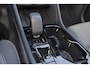 Volvo XC40 B3 Plus Black Edition - Panorama/schuifdak - IntelliSafe Assist & Surround - 360º Camera - Harman/Kardon audio - Verwarmde voorstoelen & stuur - Parkeersensoren voor & achter - Elektr. bedienb. voorstoelen met geheugen links - Draadloze tel. lader - Extra getint glas - 20' LMV