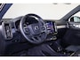 Volvo XC40 B3 Plus Black Edition - Panorama/schuifdak - IntelliSafe Assist & Surround - 360º Camera - Harman/Kardon audio - Verwarmde voorstoelen & stuur - Parkeersensoren voor & achter - Elektr. bedienb. voorstoelen met geheugen links - Draadloze tel. lader - Extra getint glas - 20' LMV