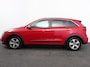 Kia Niro Hybrid 1.6 GDi Automaat DynamicLine | Trekhaak | Navigatie | Camera | Parkeer sensoren V+A | Cruise Control | Lichtmetalen Velgen | Extra getint glas | Keyless