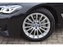 BMW 5-Serie Touring 520e Business Edition Plus | Leder | Pano | Laser Light | Trekhaak |