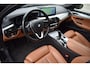 BMW 5-Serie Touring 520e Business Edition Plus | Leder | Pano | Laser Light | Trekhaak |