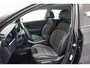Kia Niro EV e-Niro DynamicLine 64 kWh 3-fase [ Navi Trekhaak Adapt.cruise Camera ]