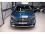 Peugeot 3008 1.6 HYbrid 225 pk Allure | Trekhaak | NL auto | Camera | Leder | HUD | rijklaaprijs | All season banden |
