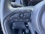 Toyota Aygo X 1.0 VVT-i MT Play Nette Nederlandse auto, achteruitrij camera, navigatie Apple CarPlay/Android Auto, neerklapbare achterbank, adaptieve cruise control!