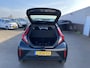 Toyota Aygo X 1.0 VVT-i MT Play Nette Nederlandse auto, achteruitrij camera, navigatie Apple CarPlay/Android Auto, neerklapbare achterbank, adaptieve cruise control!