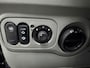 Renault Kangoo 1.6-16V Privilège (Automaat) Rolstoelauto (uniek) Rolstoel voorin - Rolstoelvervoer
