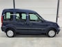 Renault Kangoo 1.6-16V Privilège (Automaat) Rolstoelauto (uniek) Rolstoel voorin - Rolstoelvervoer