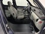 Renault Kangoo 1.6-16V Privilège (Automaat) Rolstoelauto (uniek) Rolstoel voorin - Rolstoelvervoer