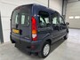 Renault Kangoo 1.6-16V Privilège (Automaat) Rolstoelauto (uniek) Rolstoel voorin - Rolstoelvervoer