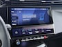 Peugeot 408 1.2 Hybrid 145pk e-DCS6 Allure Automaat | Navigatie | Camera achter | 19 inch Lichtmetalen velgen | Apple Carplay en Android auto draadloos | Adaptieve cruisecontrol