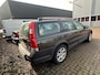 Volvo XC70 2.5 T Momentum | MOTOR LOOPT NIET!! | Navigatie | Leer | Schuif-kanteldak |