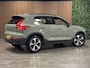 Volvo XC40 B4 Plus Dark | Trekhaak | All Season banden | Harman Kardon | Bestuurdersstoel elektrisch geheugen | Adaptieve Cruise Control | Stoel en Stuurwielverwarming | Google Infotainment | Parkeercamera | Pilot Assist | BLIS Dode Hoek Detectie | Keyless Drive | Parkeersensoren voor+achter | Passagiersstoel elektrisch | Elektrisch bedienbare achterklep | 19 Inch | Zitting verlenging voorstoelen | DAB Radio | Apple Carplay/Android Auto | Draadloos telefoon opladen | Volvo On Call met mobiele App functie | Sage Green Metallic |