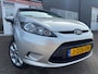 Ford Fiesta 1.25 Trend 5 drs met parkeersensoren en airco en goed onderhouden