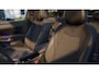 Volkswagen T-Roc 1.5 eTsi R-Line First Edition | Automaat | Navigatie | Draadloze Apple Carplay | Adaptieve Cruise control | Black Style | Trekhaak | IQ-Matrix verlichting | Harman Kardon geluidssysteem | 360-graden Camera | Achterklep elektrisch | Stuur- en Stoelverwarming | 20" Lichtmetalen velgen |