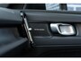 Volvo XC40 1.5 T4 Plug-in hybrid Ultimate Dark | PHEV | Panoramadak | Trekhaak | Harman Kardon Audio | Elektrische Achterklep | Keyless Entry | Navigatie | Apple Carplay | Android Auto | BLIS